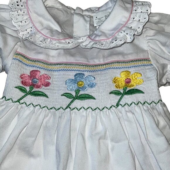 BT Kids Vintage Smocked Neck Spring Flower Dress 18 Months - Picture 3 of 4